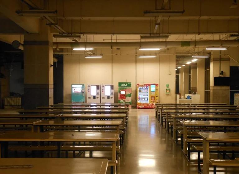 À Marseille, la cantine scolaire réclame une vérification