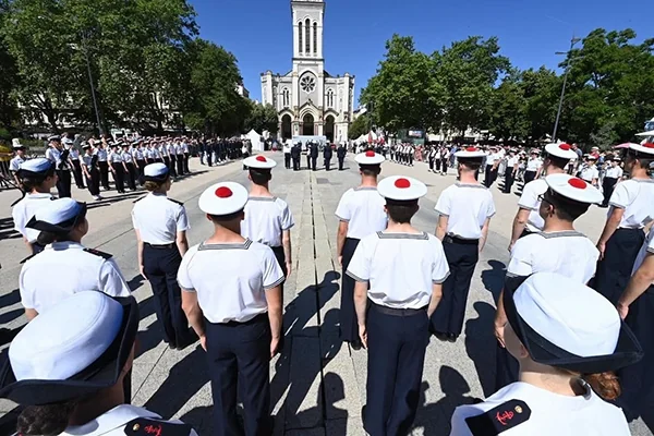 À Saint-Étienne, des jeunes mis à l’honneur par la Marine