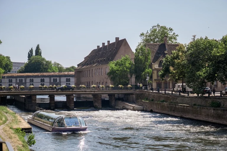 À Strasbourg, l’ozone élevé appelle à lever le pied