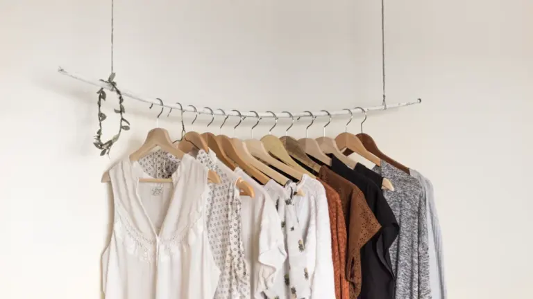 À Wasquehal, « Uniformes » s’installe en juillet