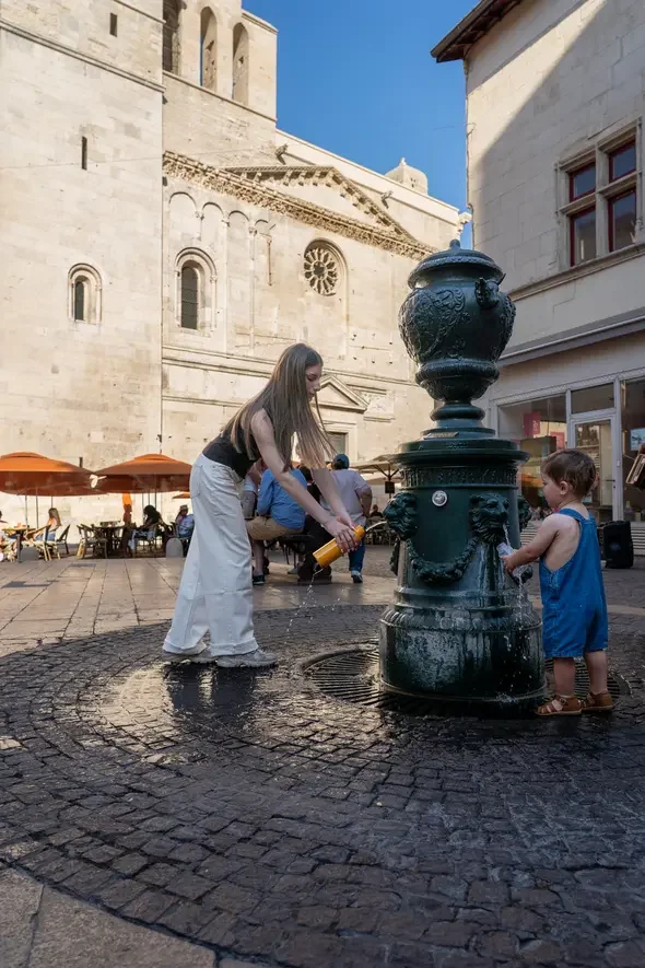 À Nîmes, boire gratuitement devient plus simple au centre