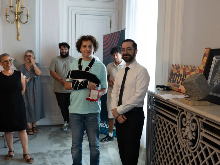 À Roubaix, trois amis face aux flammes à l’école Camus