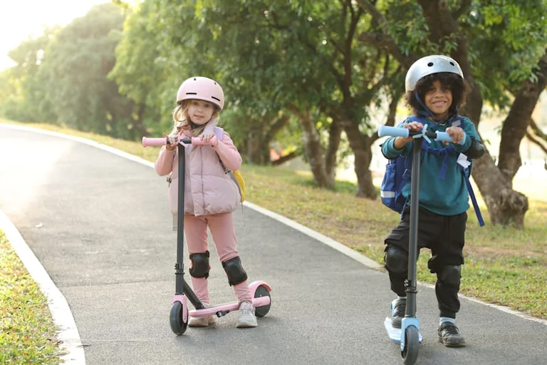 À Épinay-sur-Seine, les trottinettistes doivent s’équiper