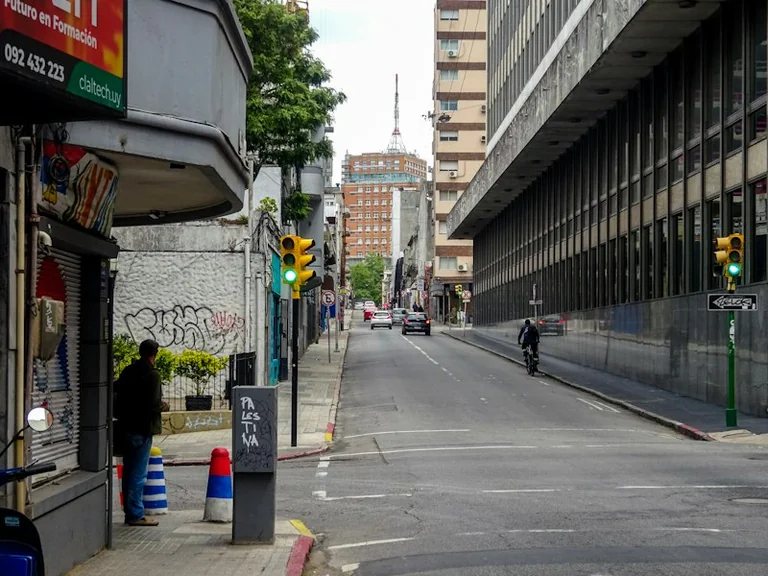 À Guyancourt, la rue Pierre-Brossolette rouvre avec un nouveau visage