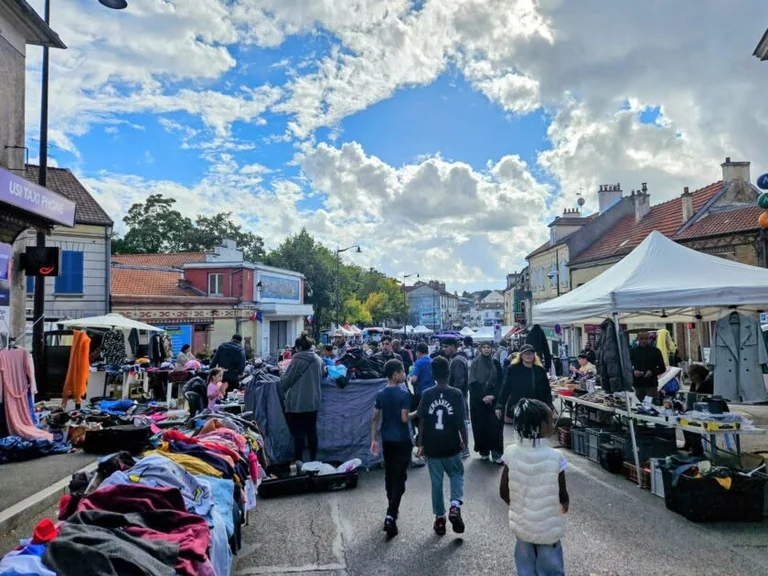 Brocante à Sarcelles : accès gratuit le 20 septembre