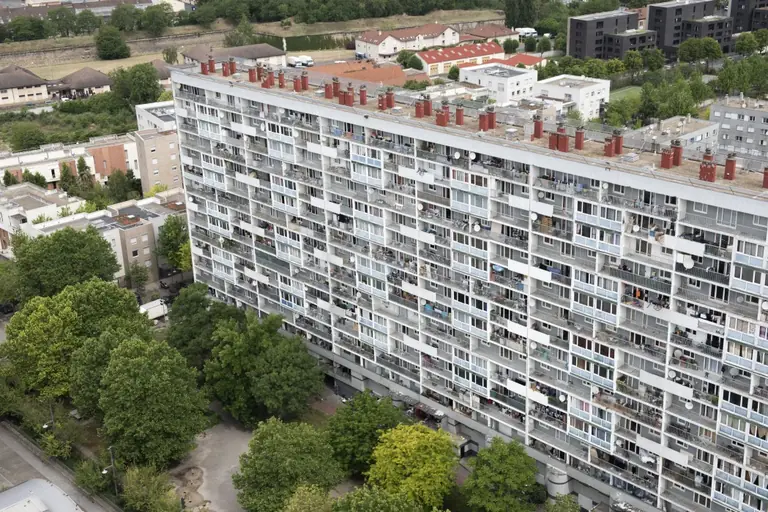 Charges impayées à La Courneuve : les locataires HLM face à des rappels de trois ans
