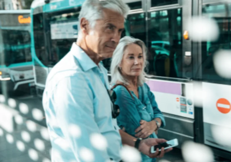 Pass'Local à Versailles : les 65 ans et plus peuvent estimer leur tarif 2027