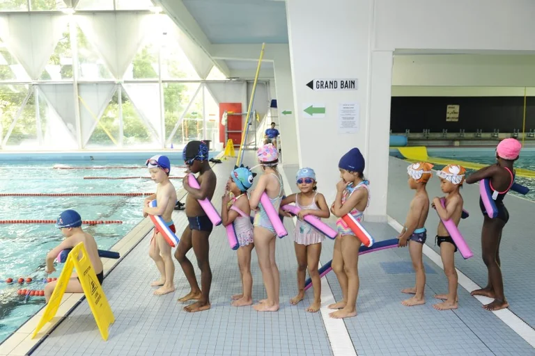 Cachan : des stages de natation à 20 € pour les enfants de 5 à 6 ans